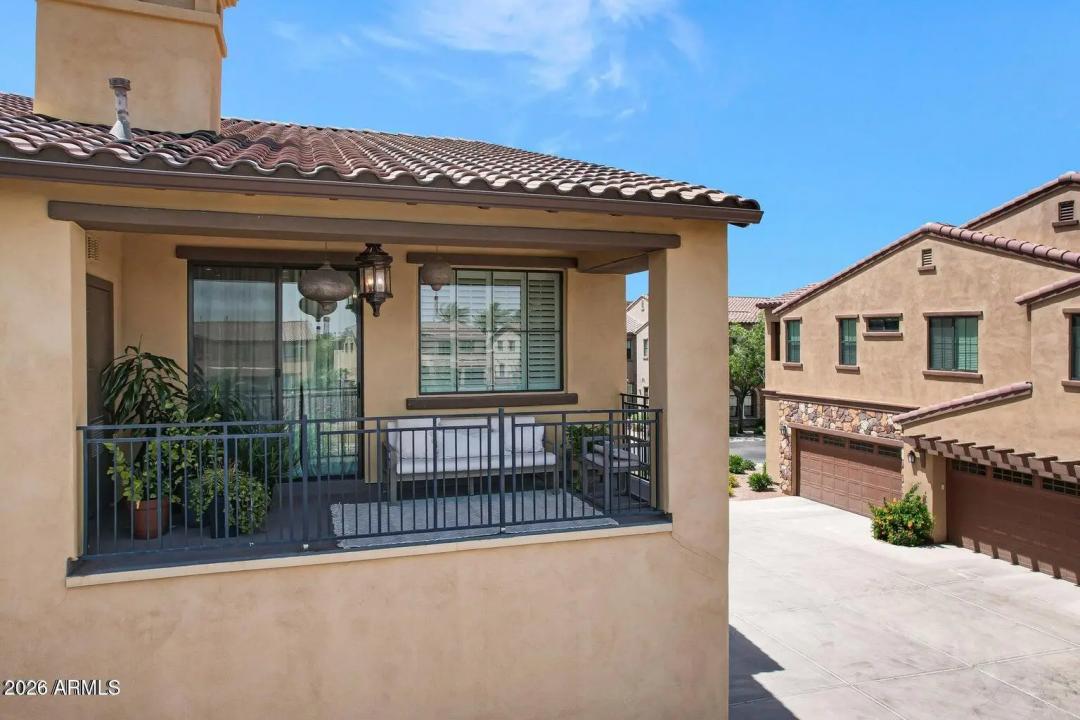 Real Estate Picture 23