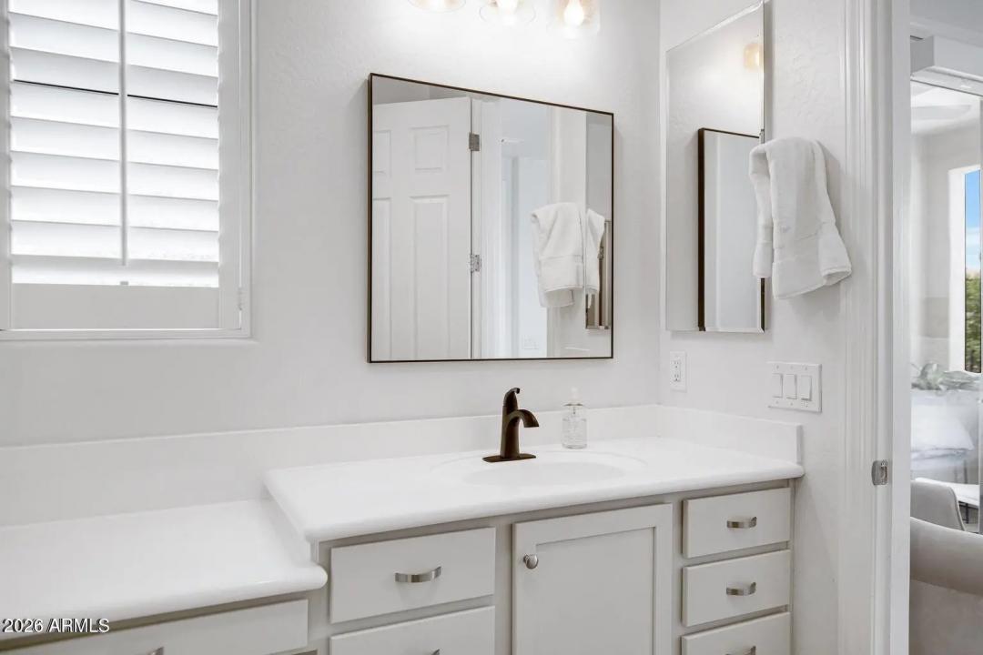 Real Estate Picture 19
