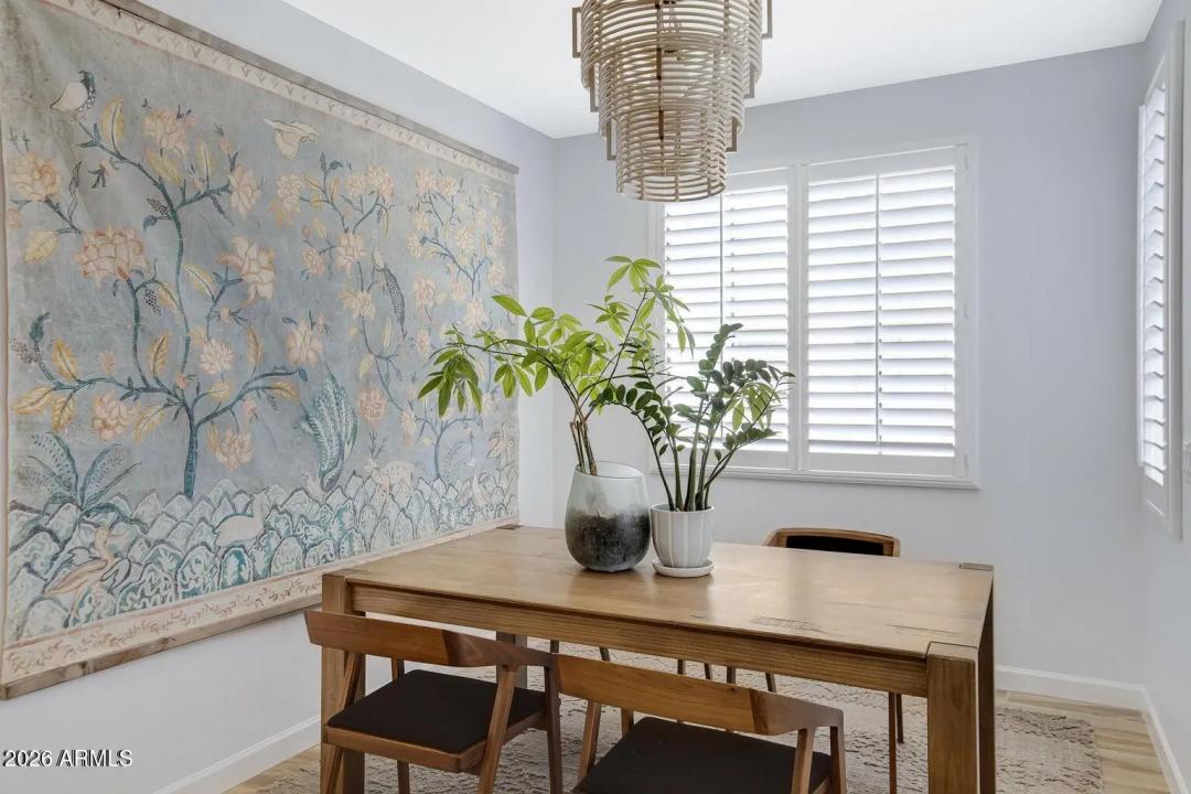 Real Estate Picture 15