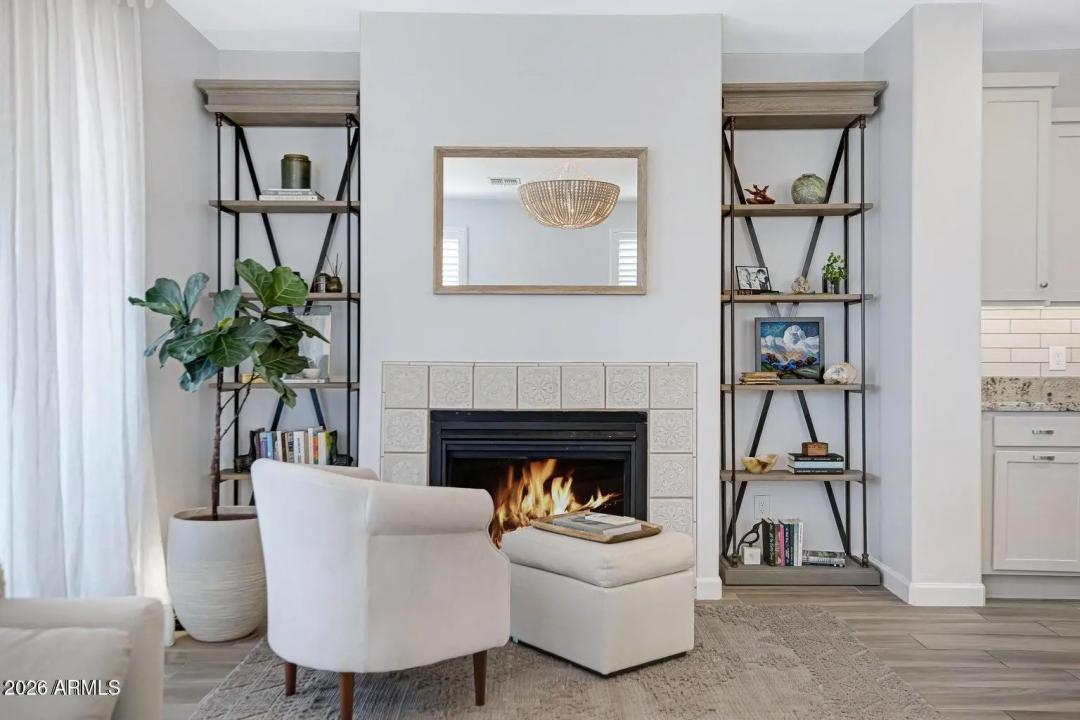 Real Estate Picture 13