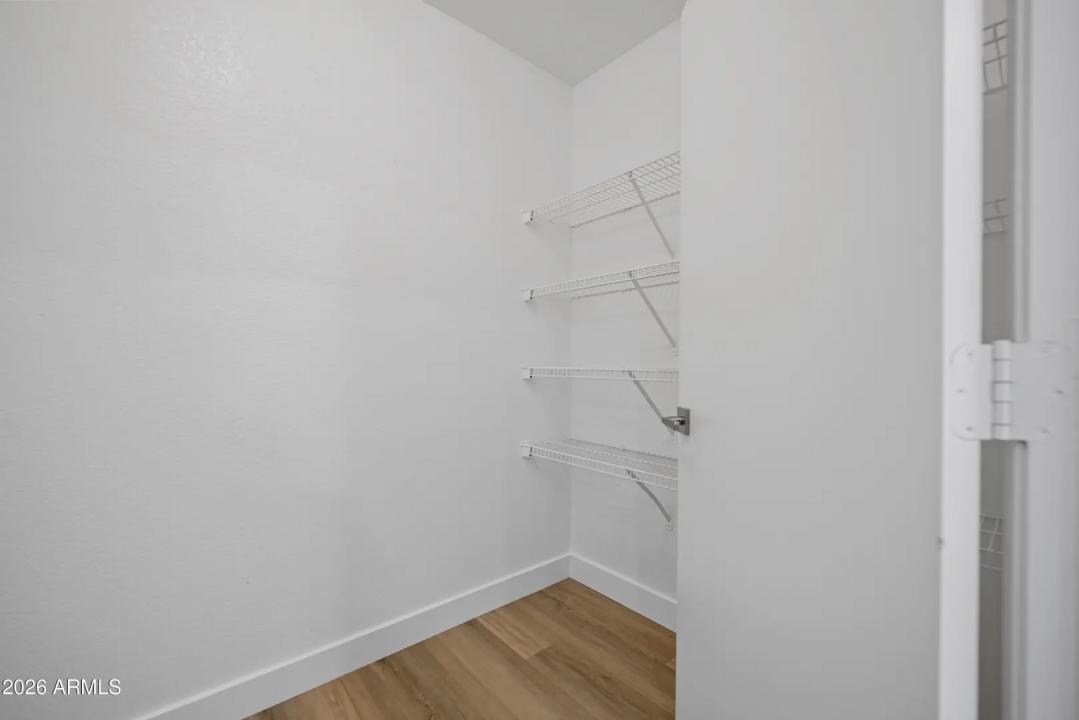 Real Estate Picture 10