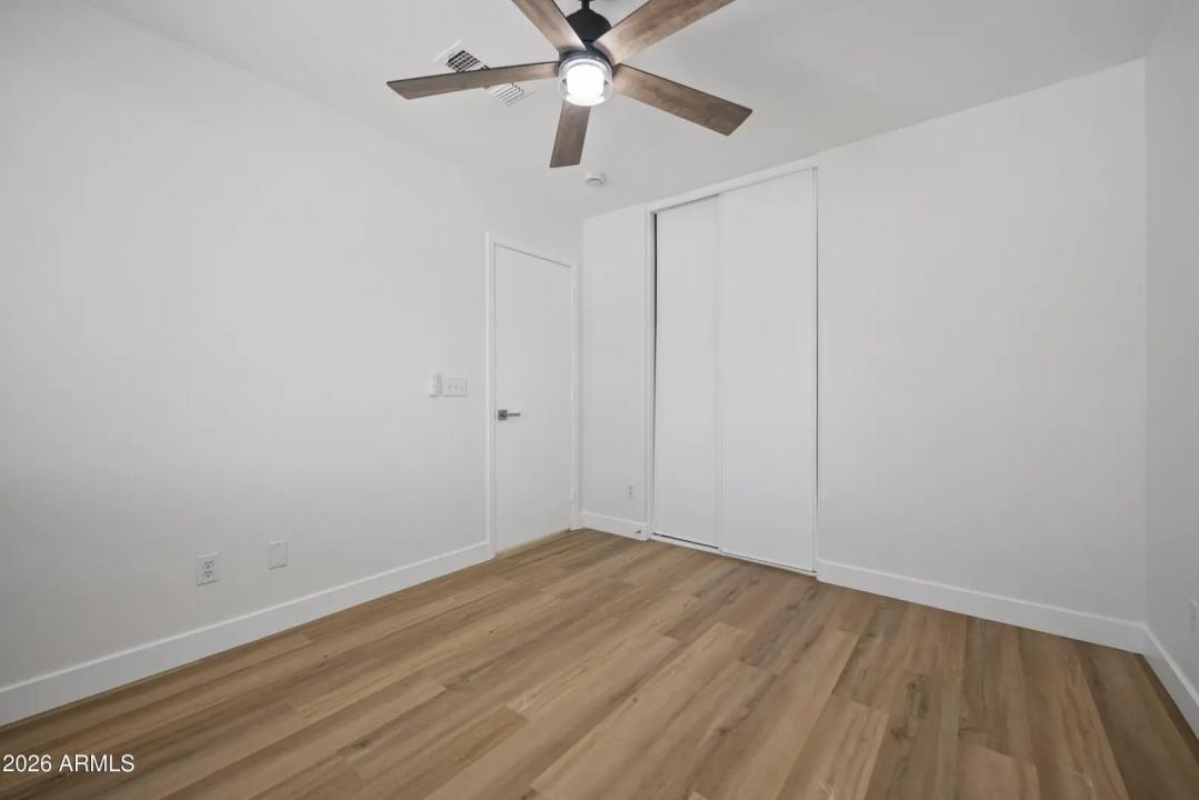 Real Estate Picture 19
