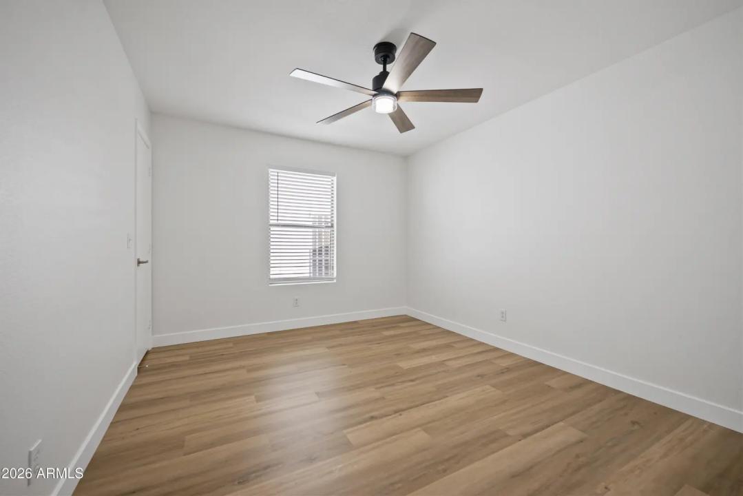 Real Estate Picture 20