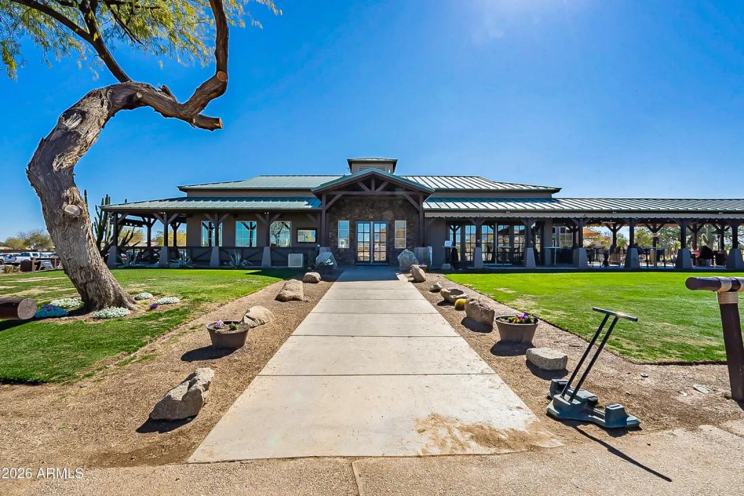 Real Estate Picture 22