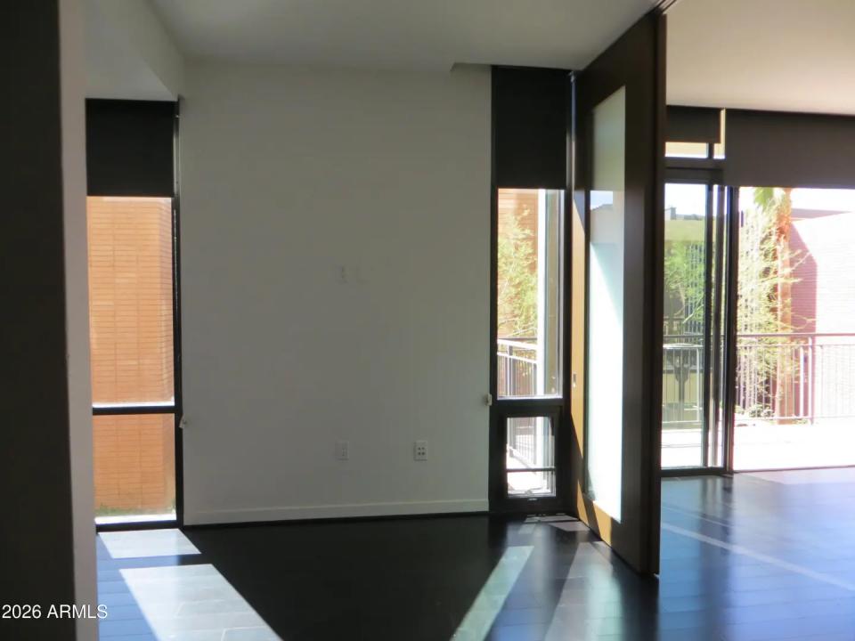 Real Estate Picture 15