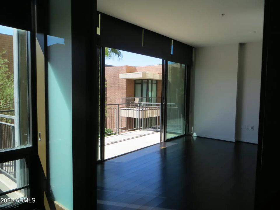 Real Estate Picture 18