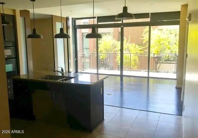 Real Estate Picture 8