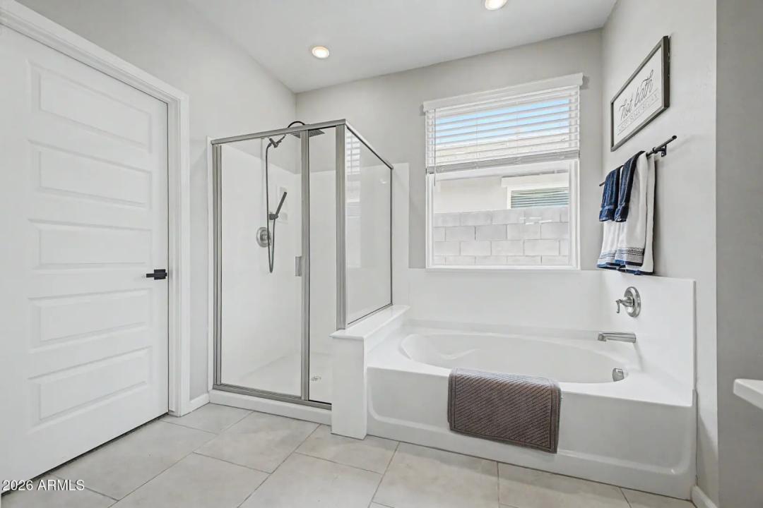 Real Estate Picture 15