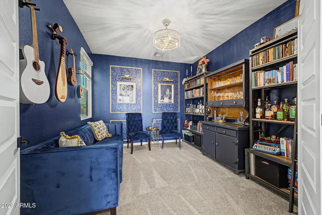Real Estate Picture 18