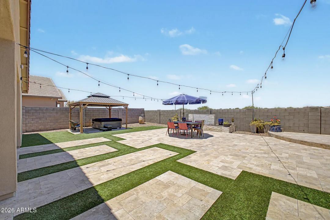 Real Estate Picture 26