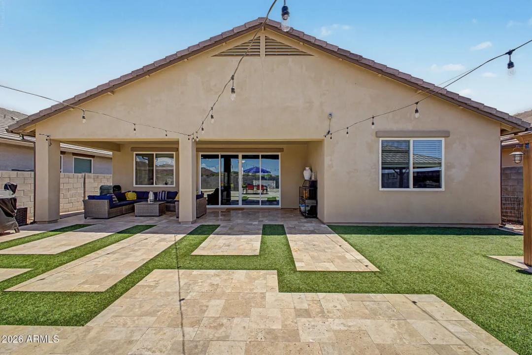 Real Estate Picture 24