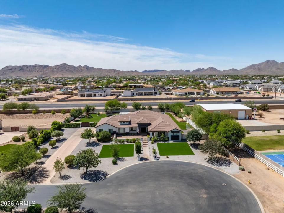Real Estate Picture 44