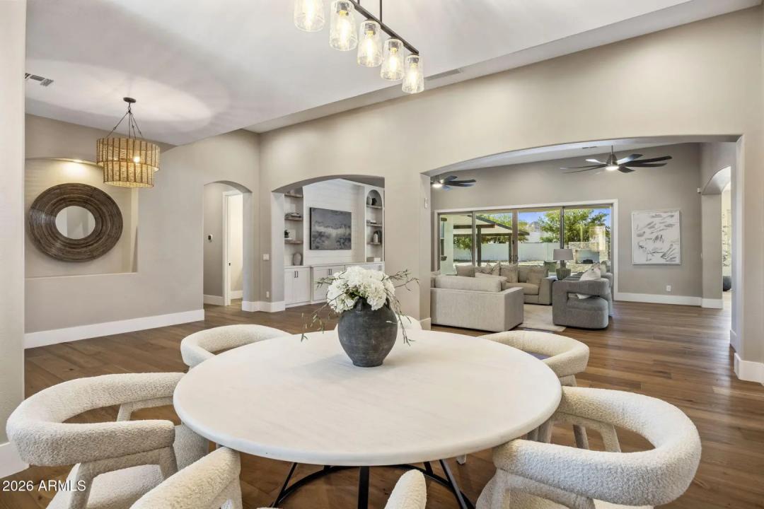 Real Estate Picture 20