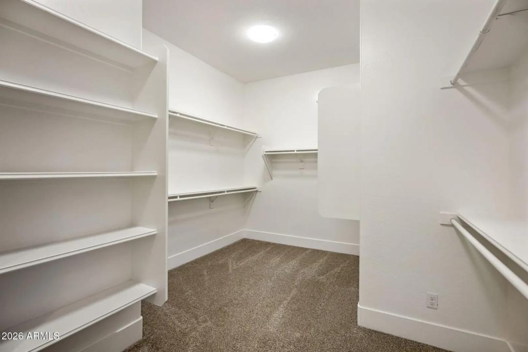 Real Estate Picture 13