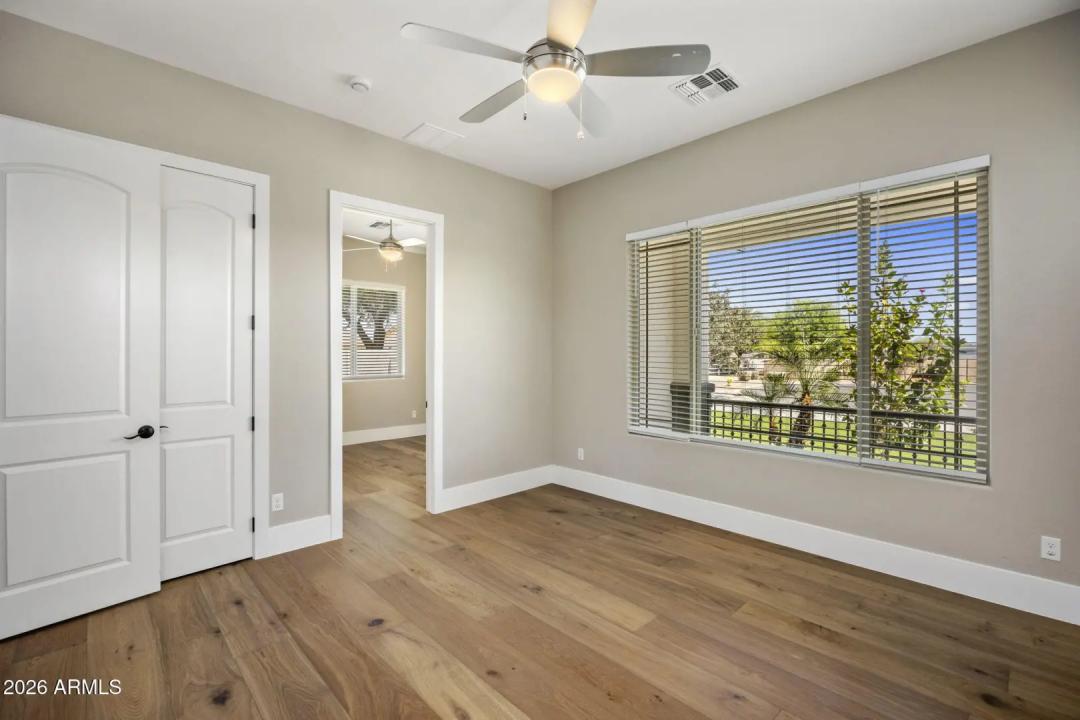 Real Estate Picture 29