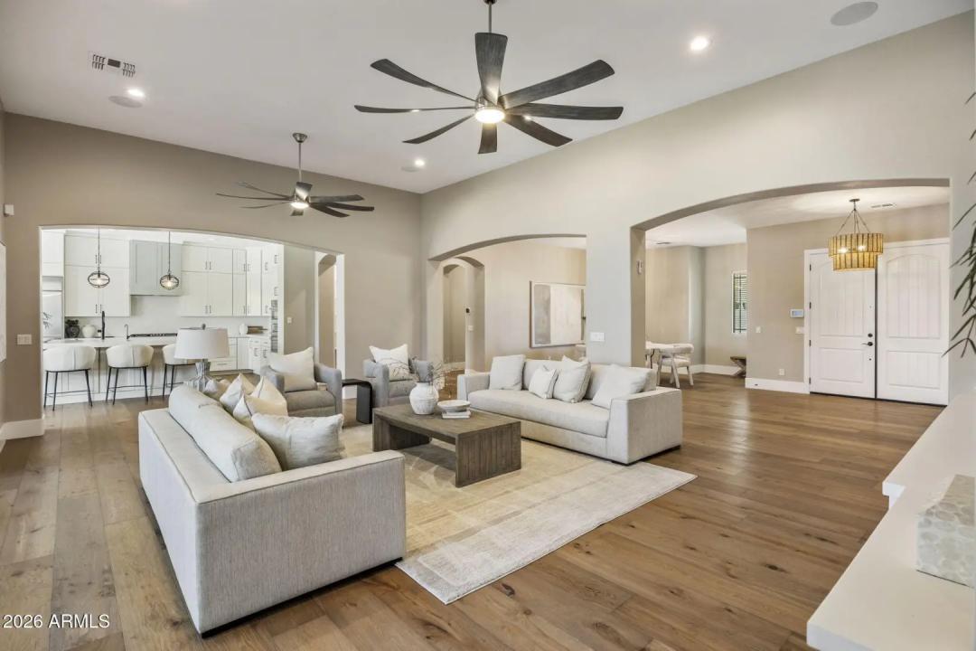 Real Estate Picture 21