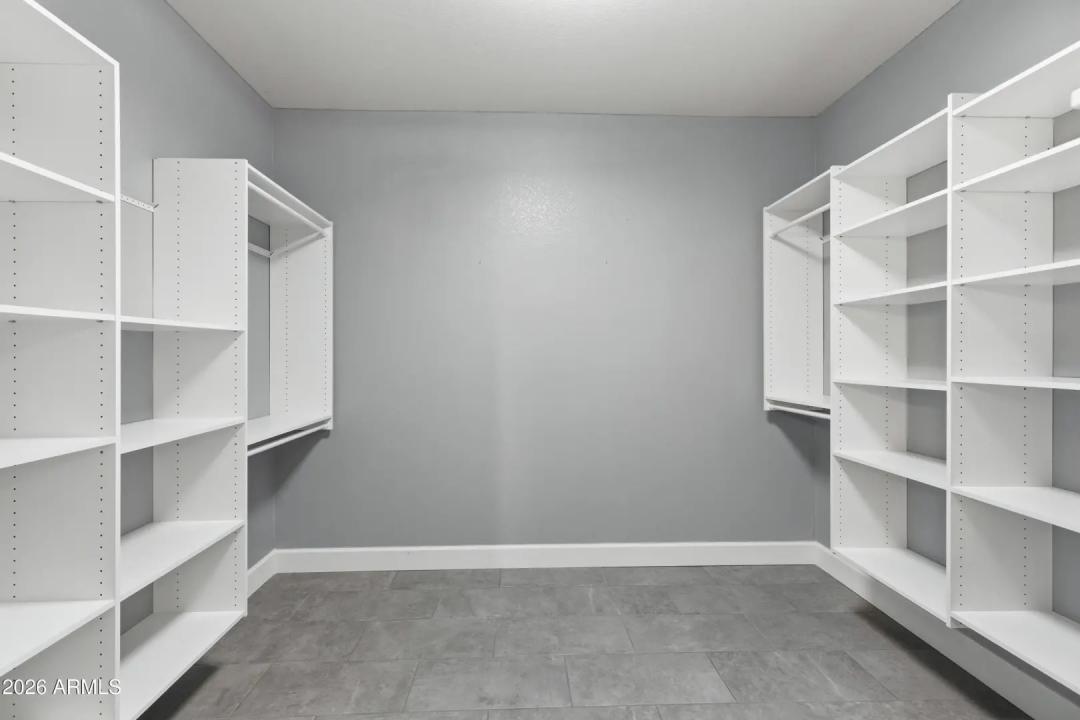 Real Estate Picture 23