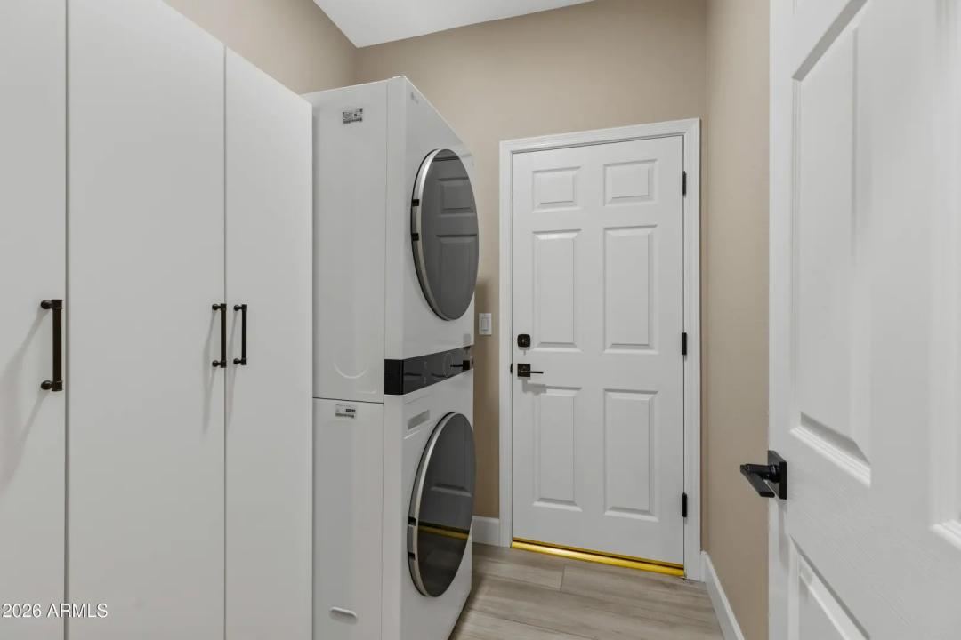 Real Estate Picture 29