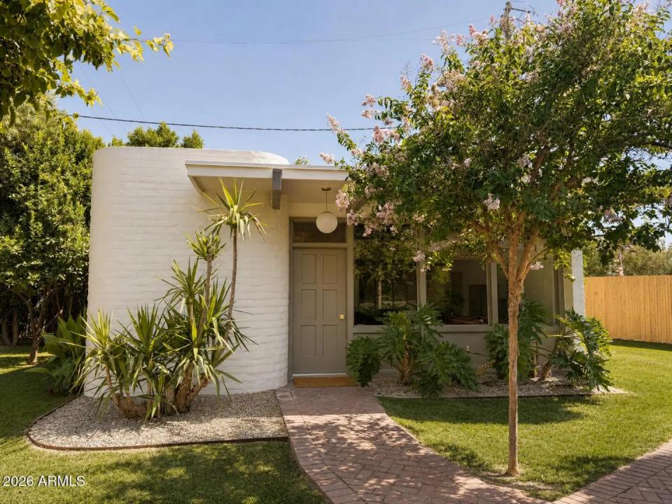 Real Estate Picture 19
