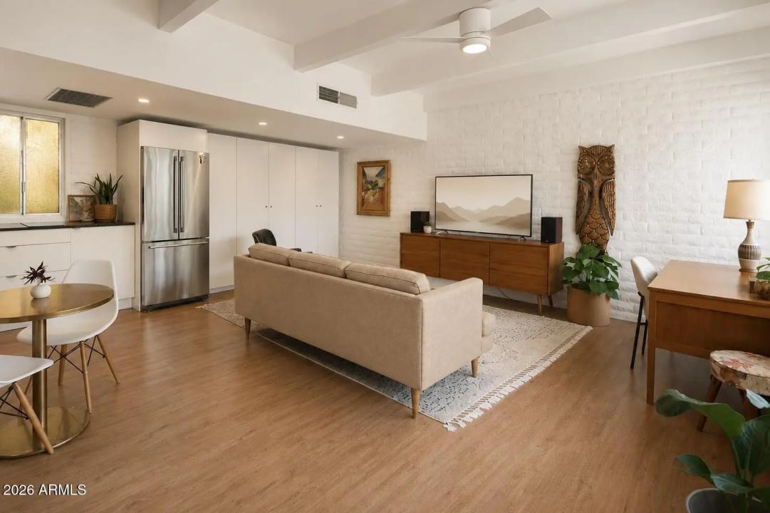 Real Estate Picture 21