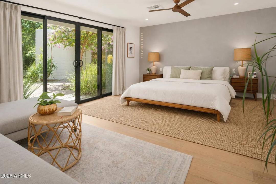 Real Estate Picture 9