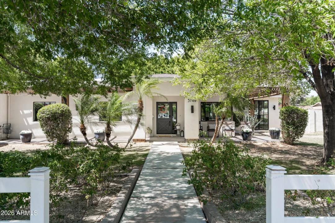Real Estate Picture 1