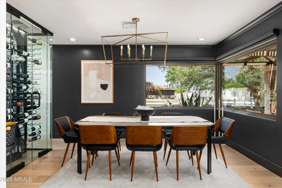 Real Estate Picture 17