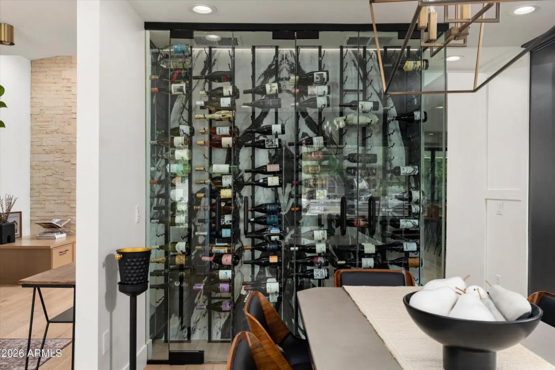 Real Estate Picture 18