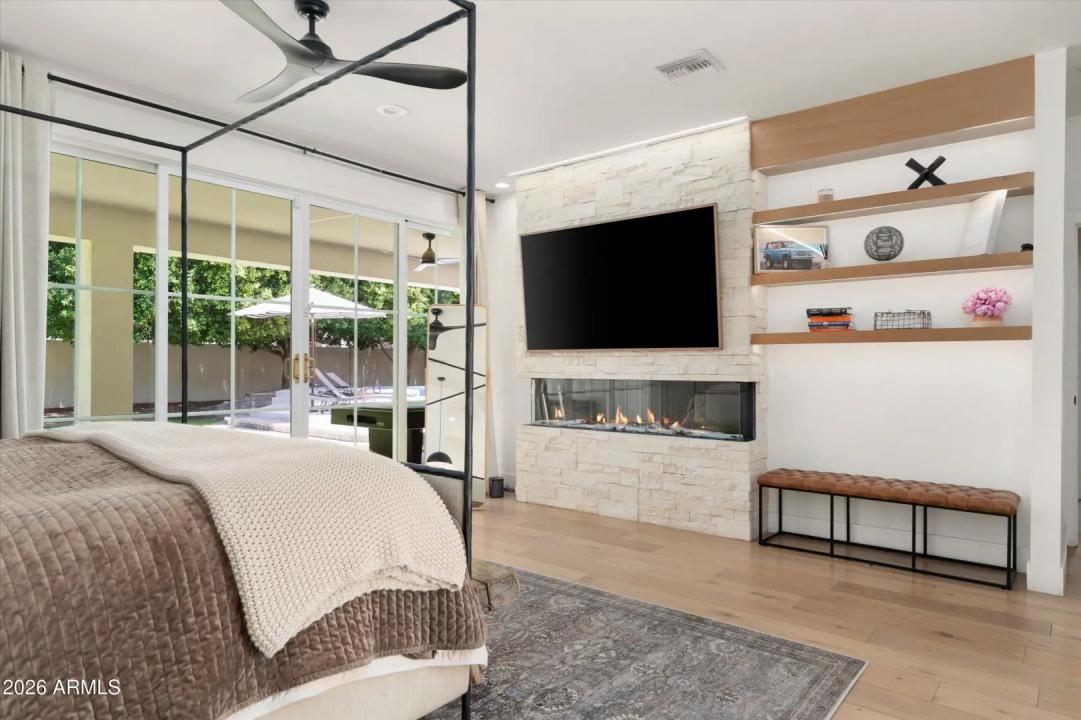 Real Estate Picture 20