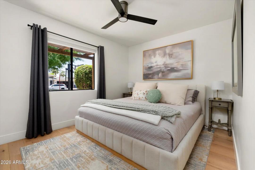 Real Estate Picture 28
