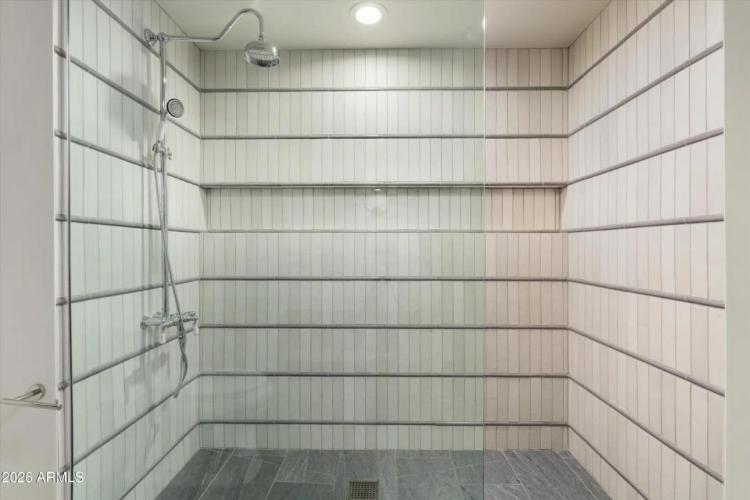 Real Estate Picture 31