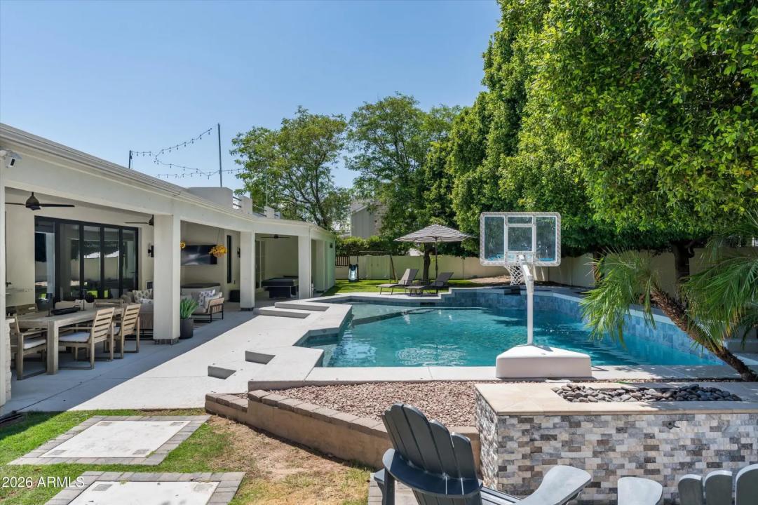 Real Estate Picture 41