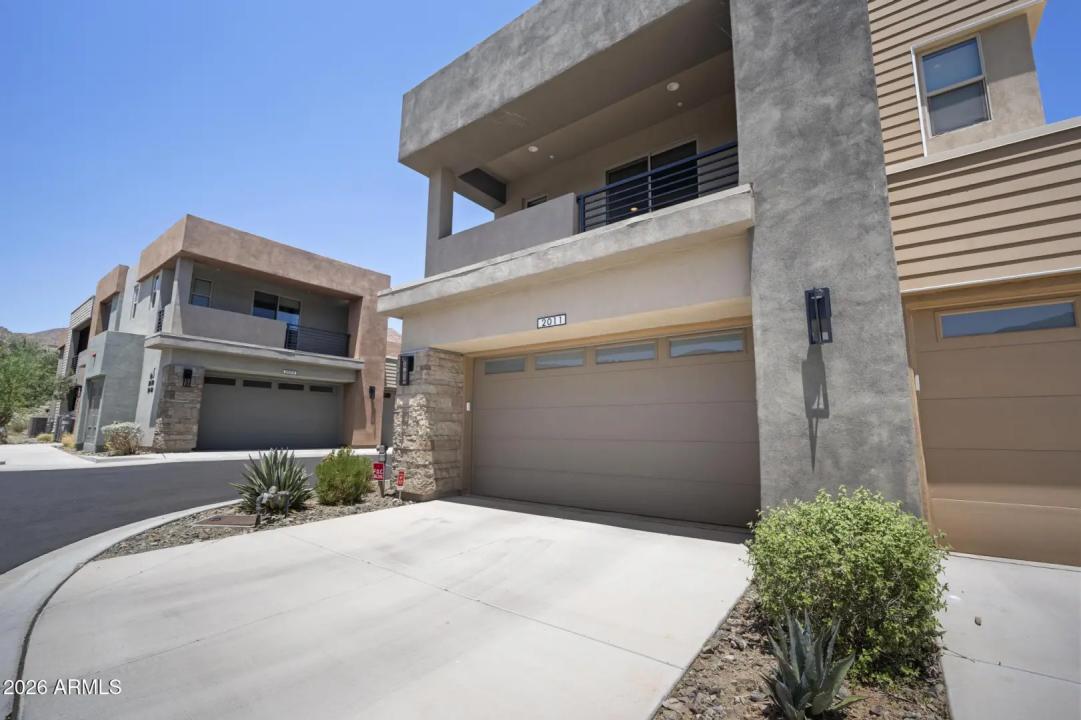 Real Estate Picture 2