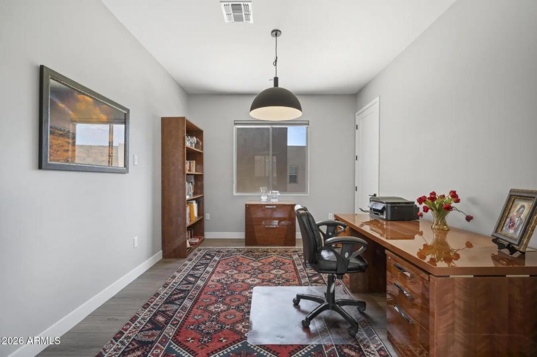 Real Estate Picture 28