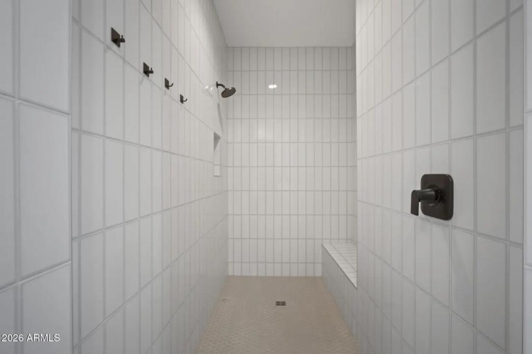 Real Estate Picture 21