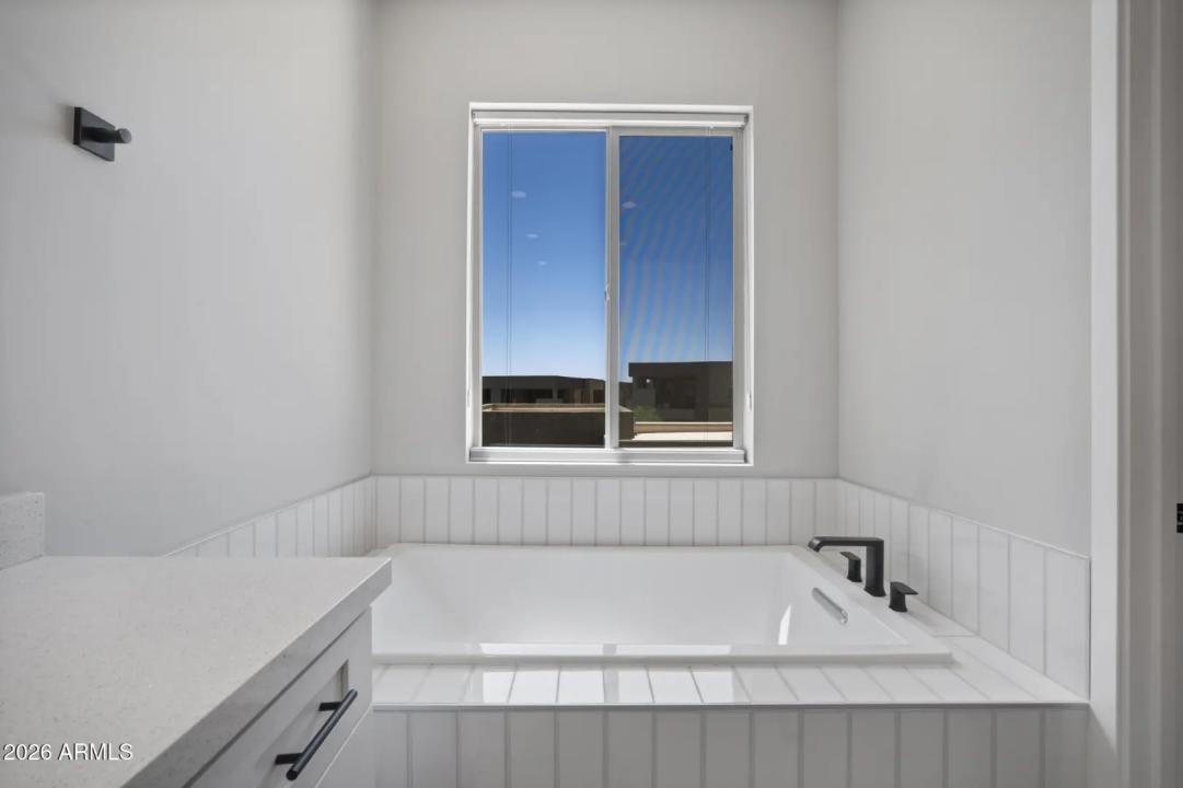 Real Estate Picture 22