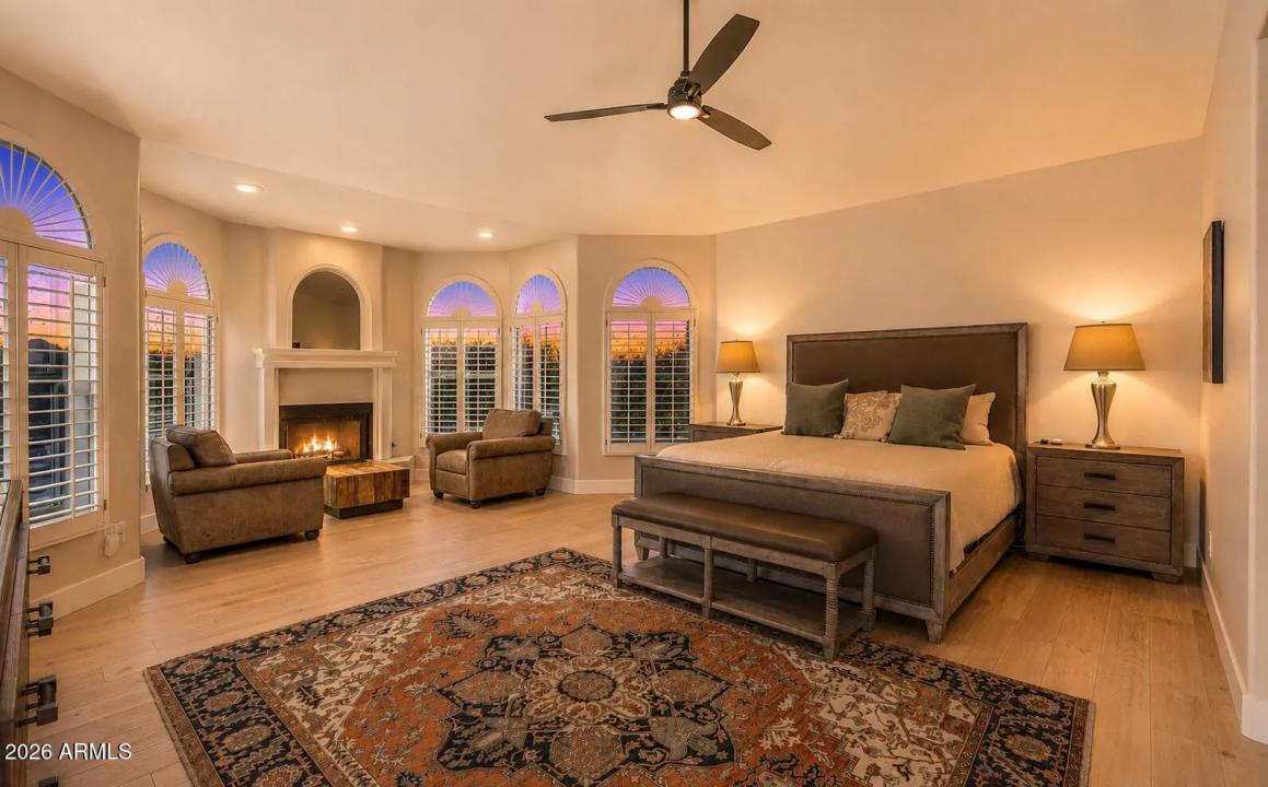 Real Estate Picture 6