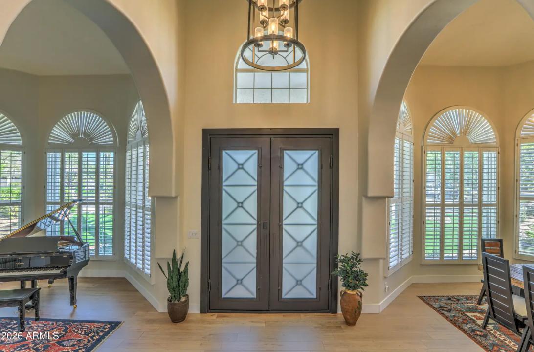 Real Estate Picture 13