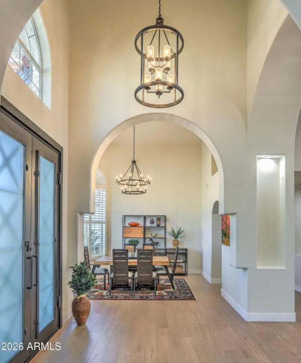 Real Estate Picture 16