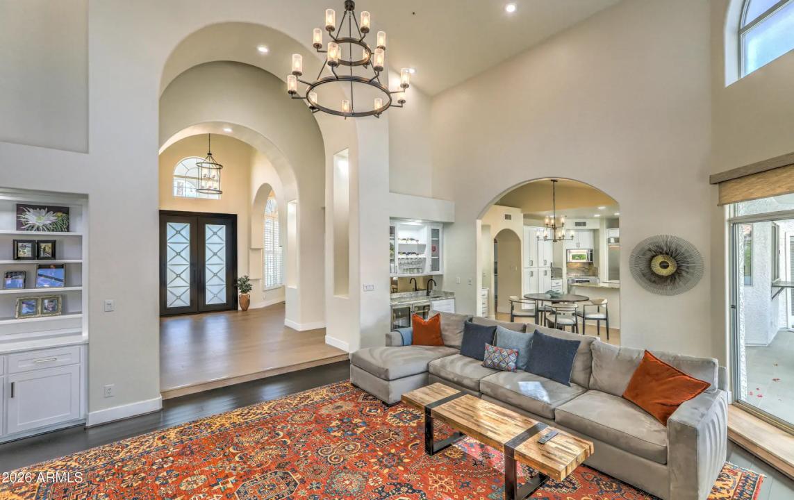 Real Estate Picture 20