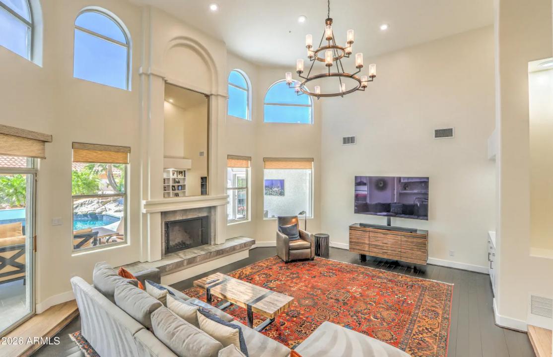 Real Estate Picture 21