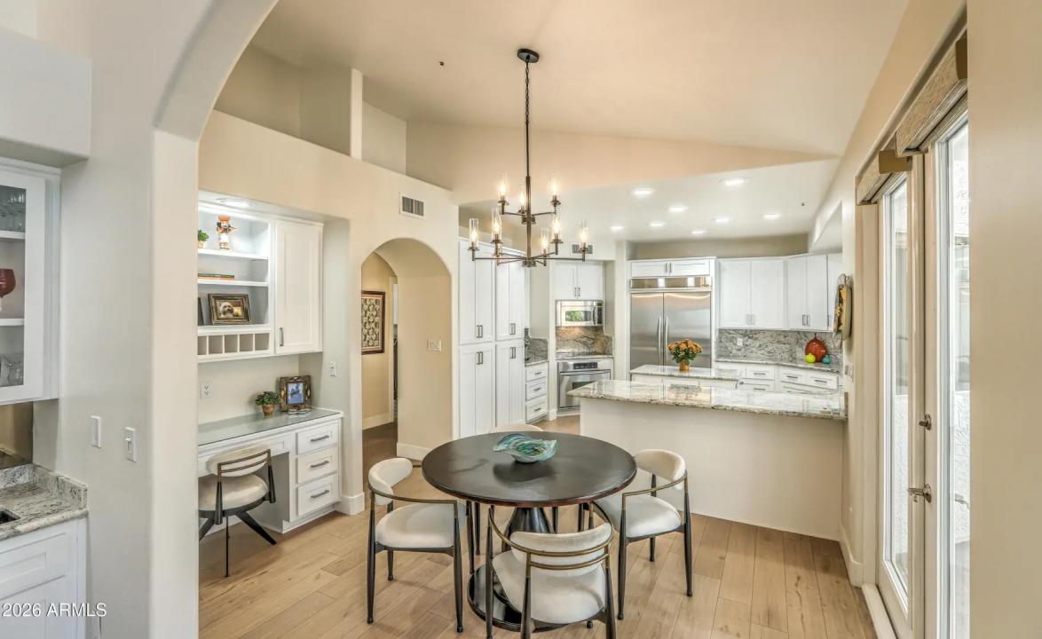 Real Estate Picture 25