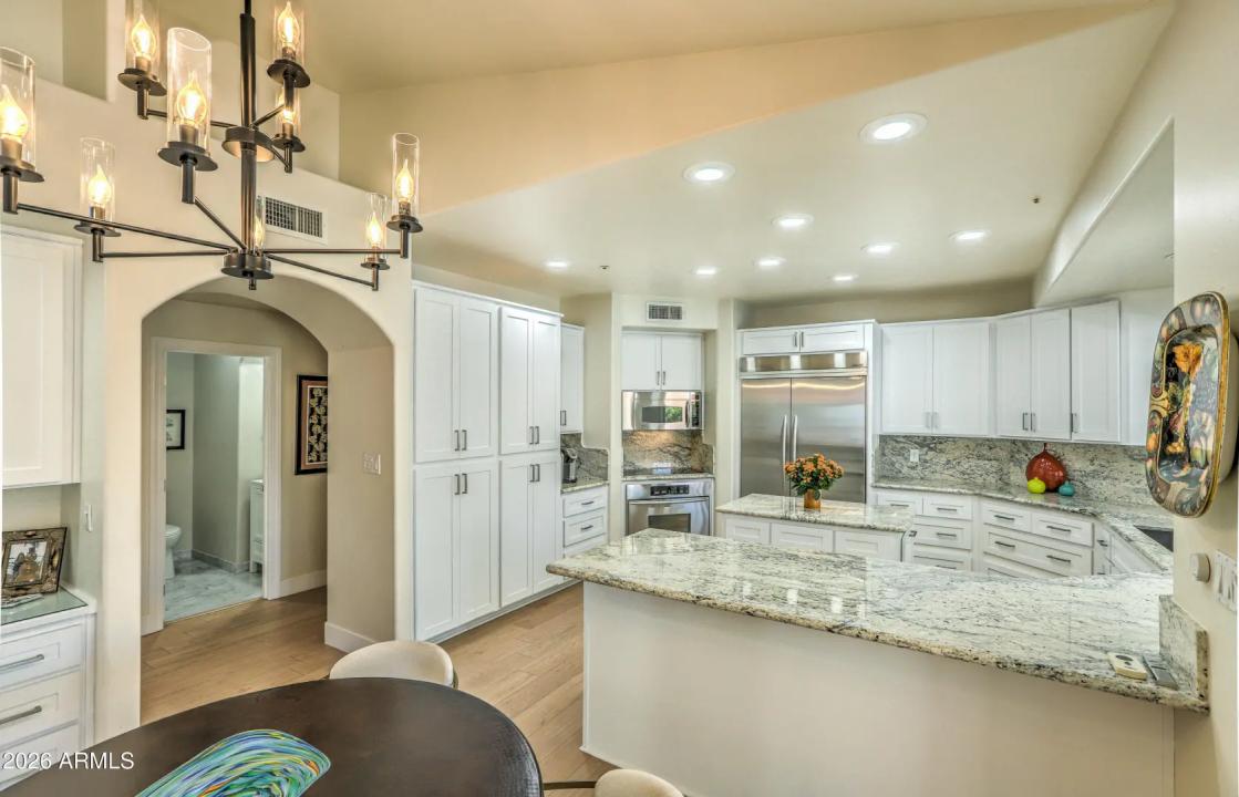 Real Estate Picture 28