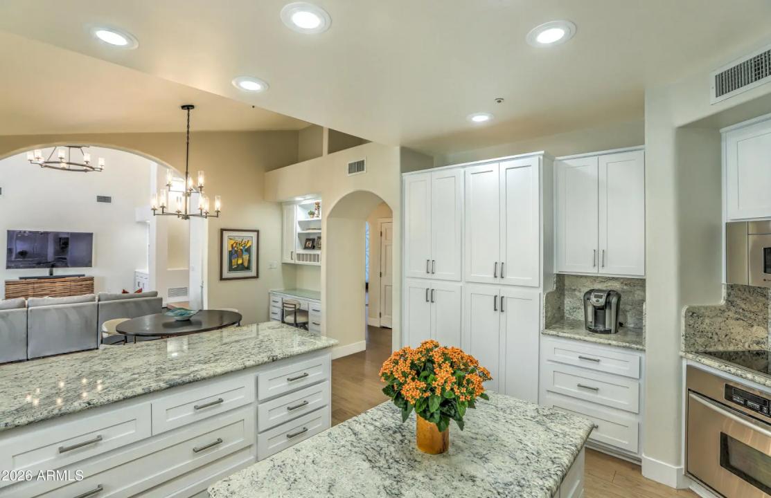 Real Estate Picture 31