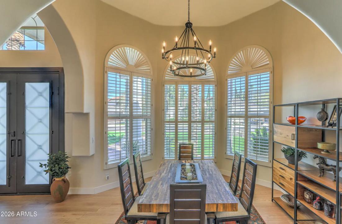 Real Estate Picture 17