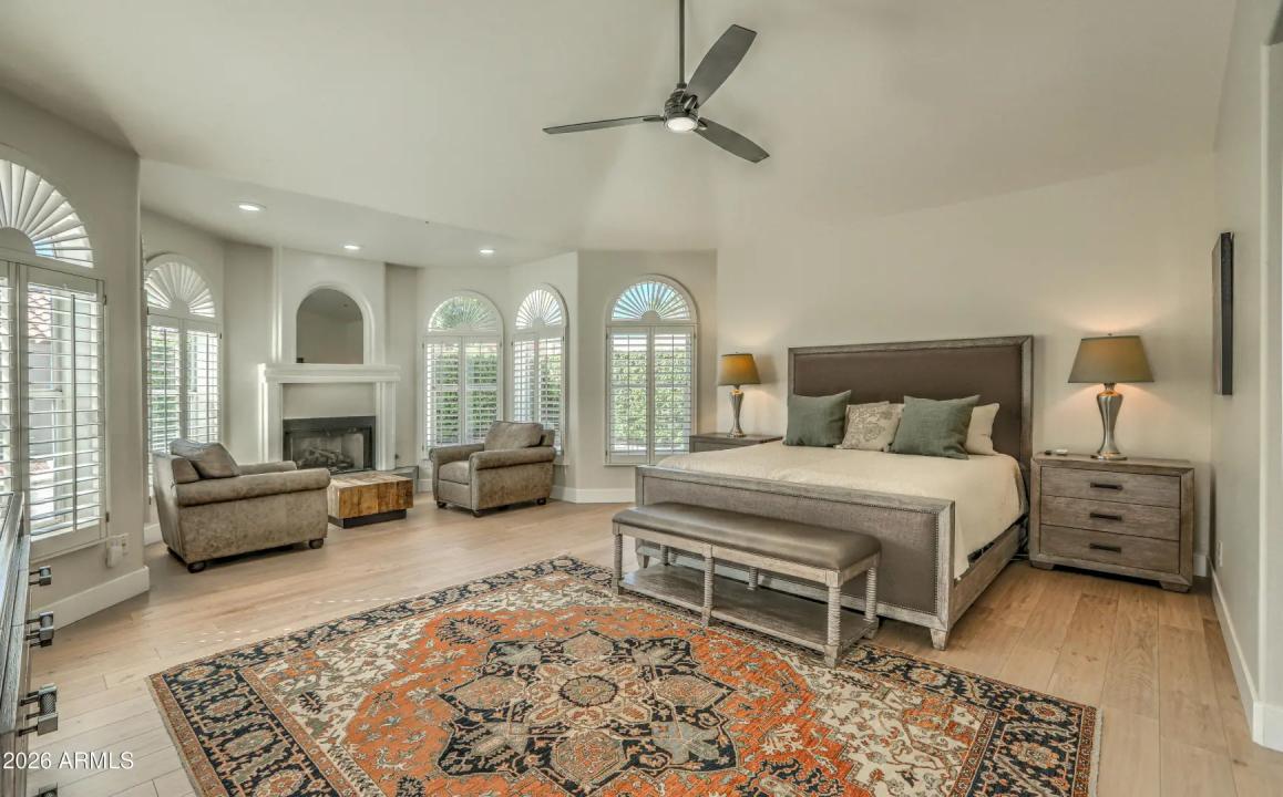 Real Estate Picture 33