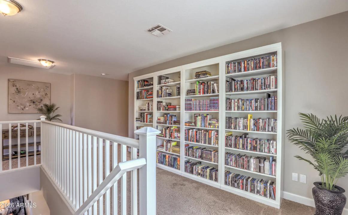 Real Estate Picture 15