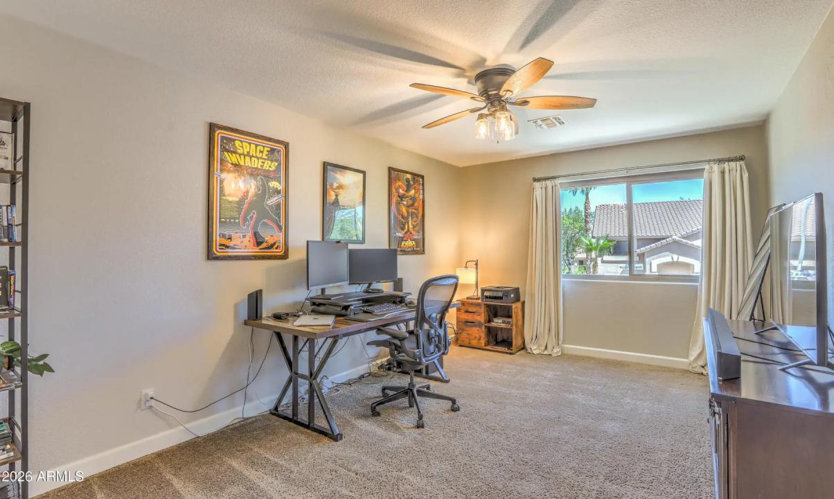 Real Estate Picture 24
