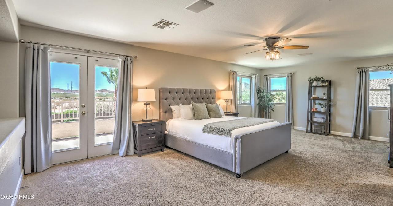 Real Estate Picture 16