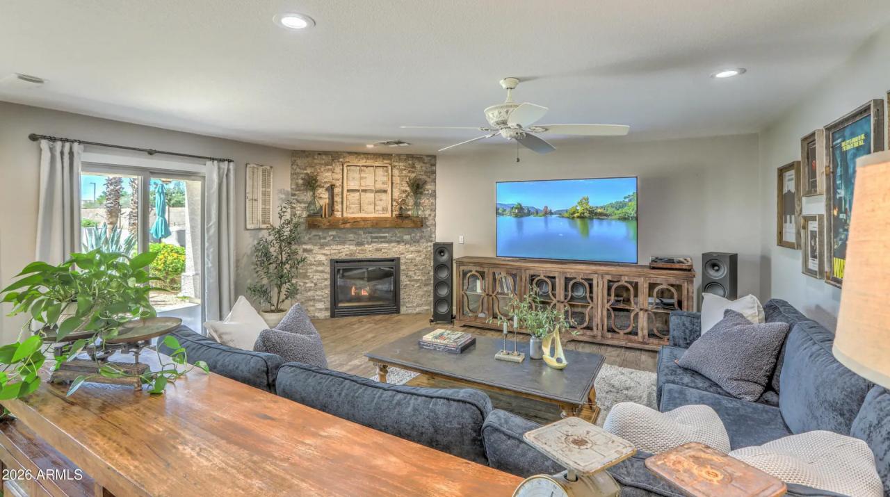 Real Estate Picture 13